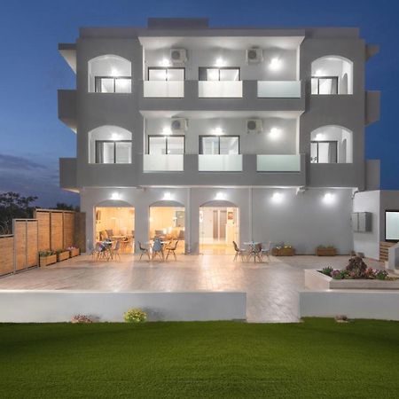גובס Golden Sunlight Hotel By Estia מראה חיצוני תמונה